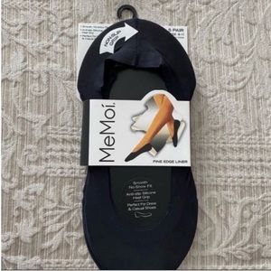 Women’s 5 Pack of Black Non Slip No Show Socks Size 9-11